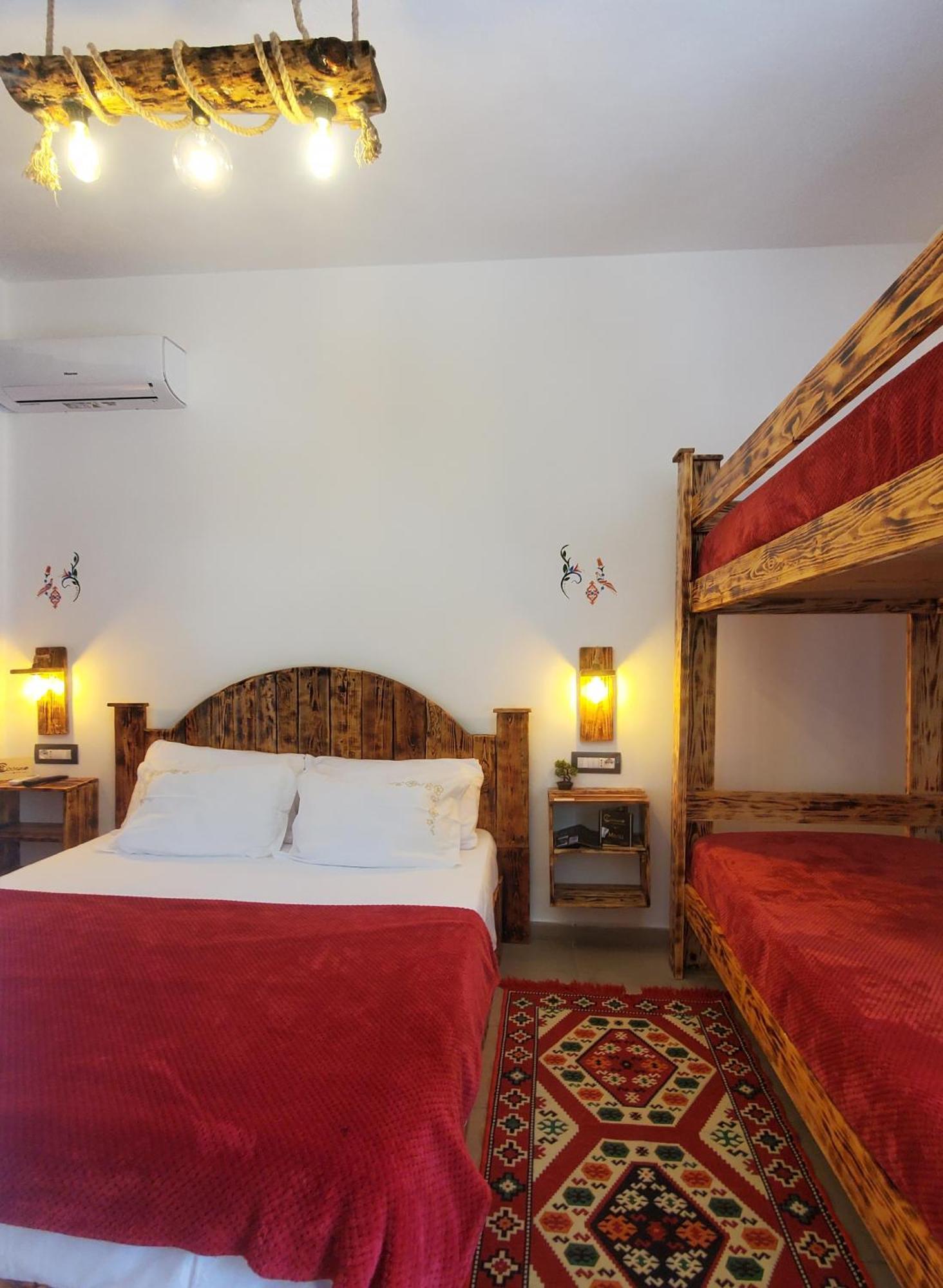 Clockwise Guestrooms Gjirokastër المظهر الخارجي الصورة